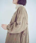 ビスコースリネンフラワー刺繍ワンピース